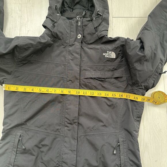 The North Face HyVent Womens Black Hooded Rain Jacket Size M - Picture 9 of 10
